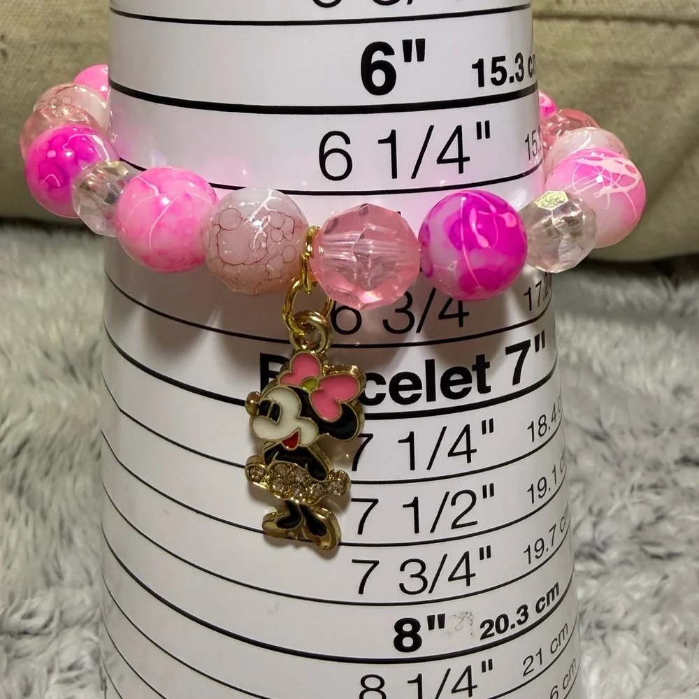 Minnie Mouse Bracelet and Pendant Necklace Set. - Picture 7 of 8